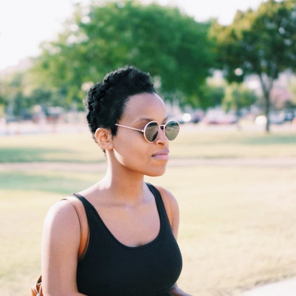 Meet your Posher, Linda